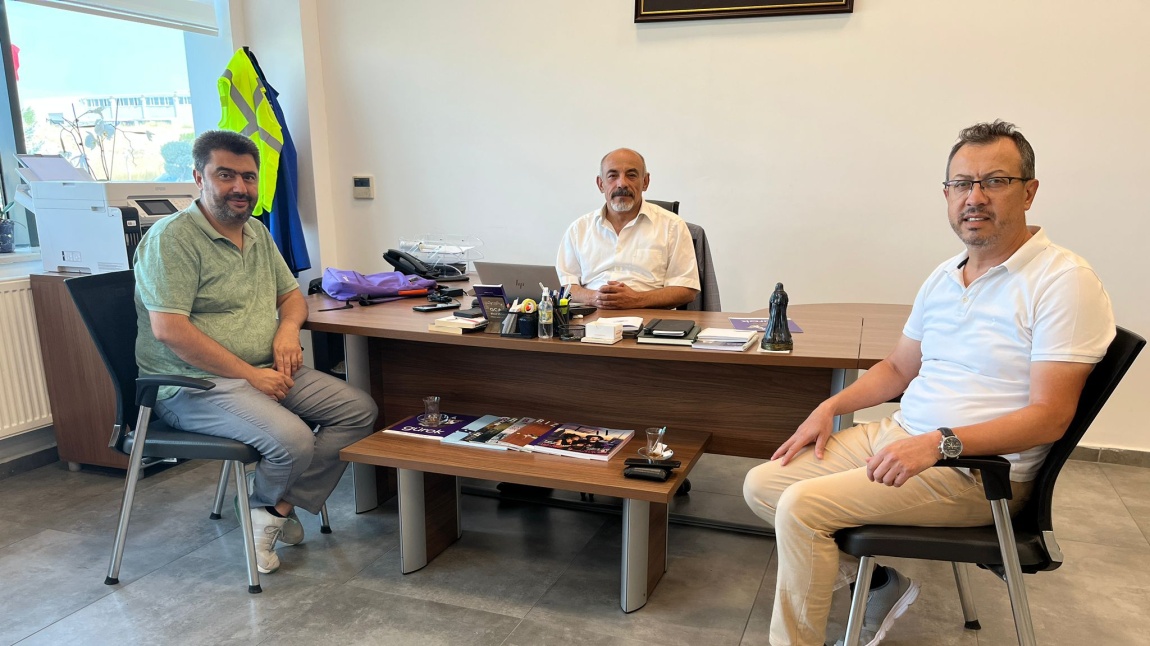Türkiye'de Cam Ambalaj Üreticiliğinde Söz Sahibi Gürok GCA'ya Okul-Sanayi İşbirliği Kapsamında Bir Ziyaret Gerçekleştirildi.